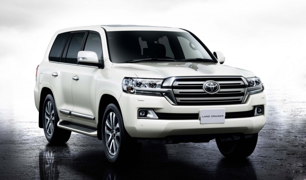 Toyota Land Cruiser 200-Series (Facelift) Generation Exterior Front End