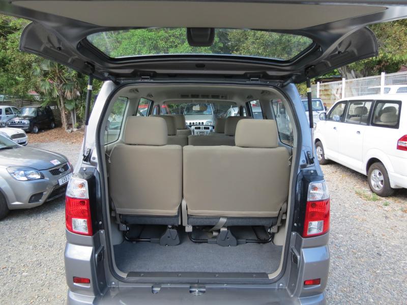 Suzuki APV Exterior Boot