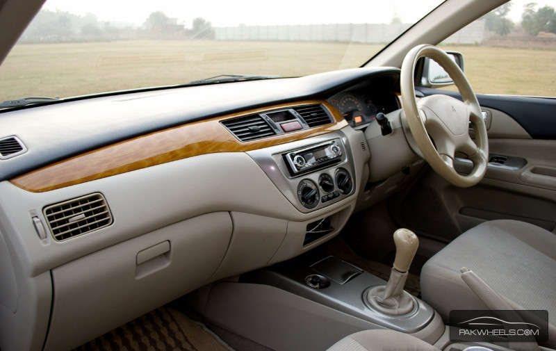 Mitsubishi Lancer Interior Dashboard