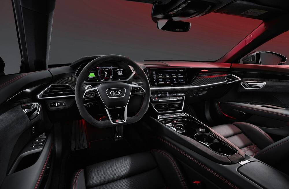 آوڈی e-tron GT Exterior Audi RS e-tron GT interior