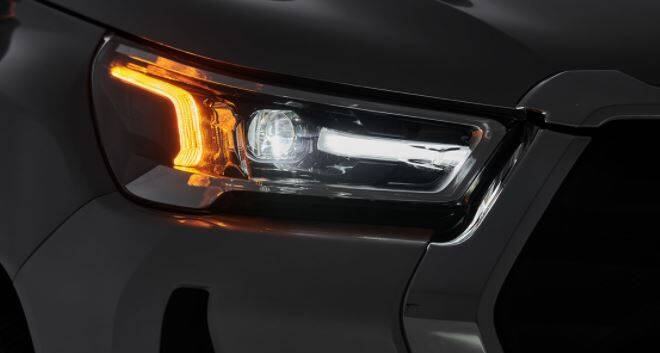 Toyota Hilux Exterior Headlights