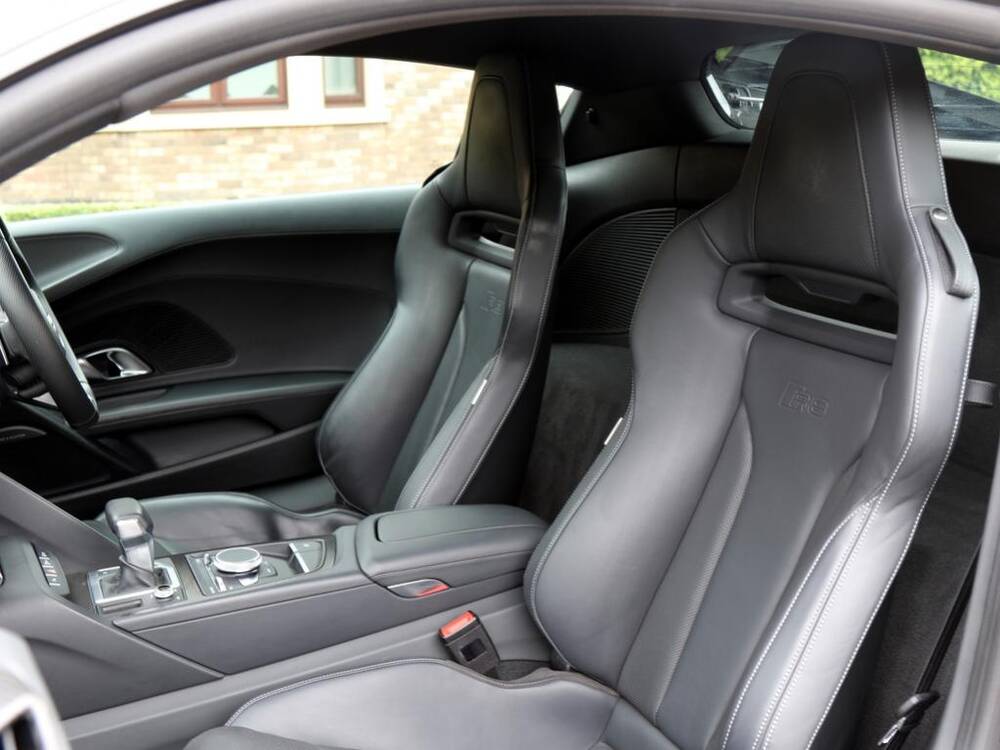 Audi R8 Interior Seats