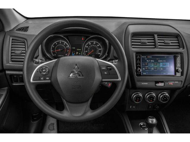 Mitsubishi Outlander Interior Steering