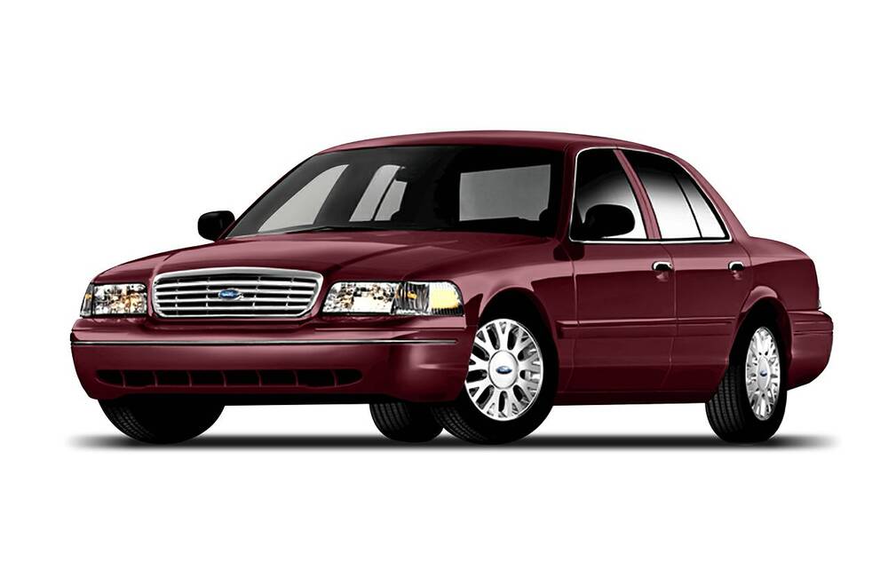Ford_crown_victoria_2005