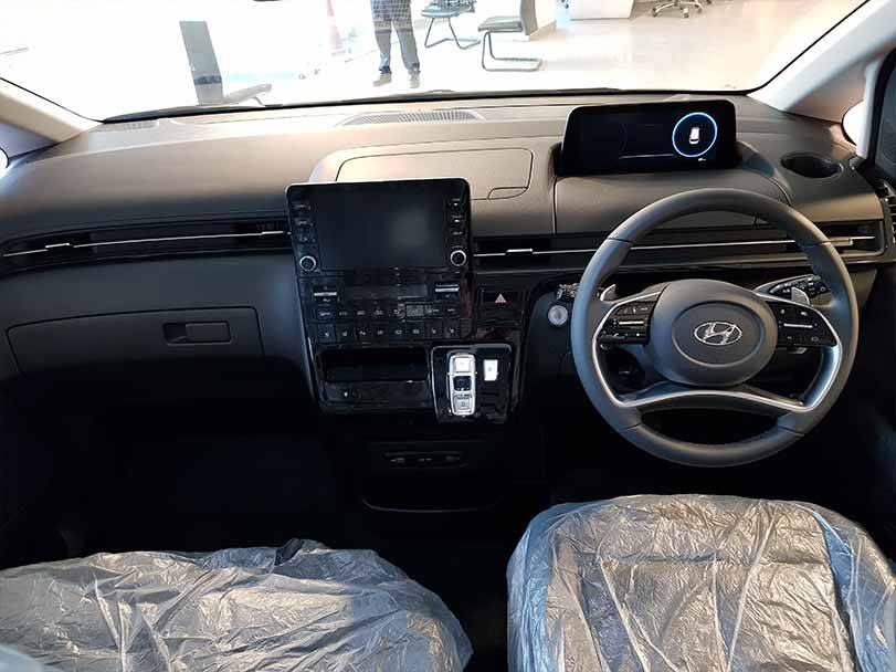 Hyundai Staria Interior Cockpit