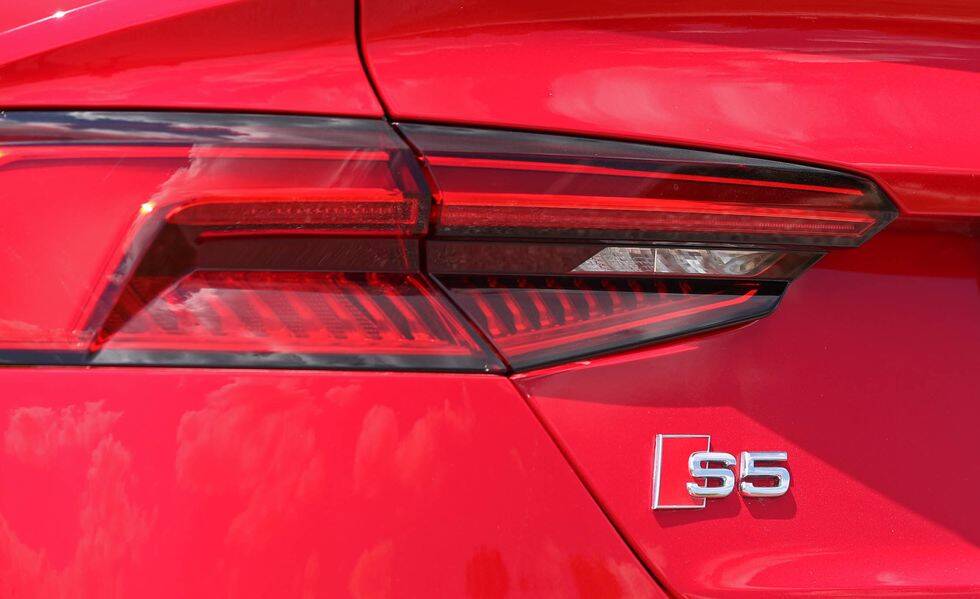 Audi S5 Exterior Rear lights