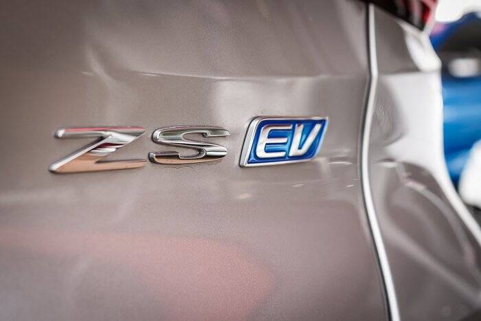 ایم جی ZS EV Exterior Rear Emblem