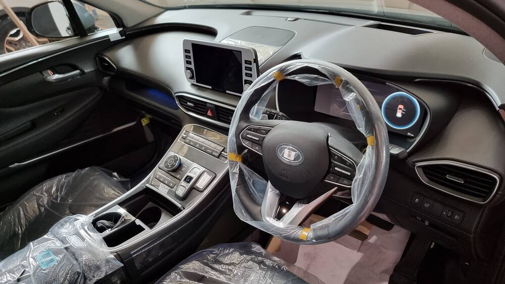Hyundai Santa Fe 2023 Interior Dash Board View