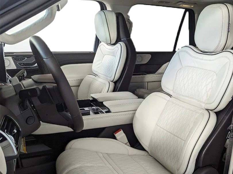 Lincoln Navigator Interior 