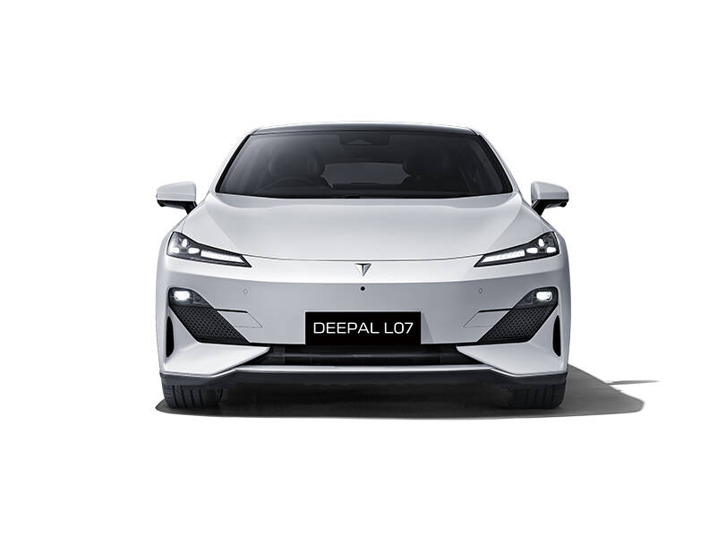 ڈیپال ایل 07 2025 Exterior Front View