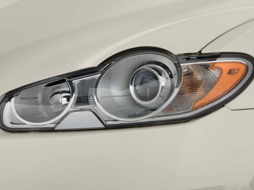 Jaguar XF 1st (X250) Generation Exterior 