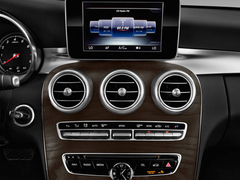 Mercedes Benz C Class Coupe Interior 