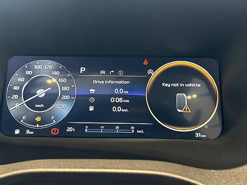 KIA Carens Interior 