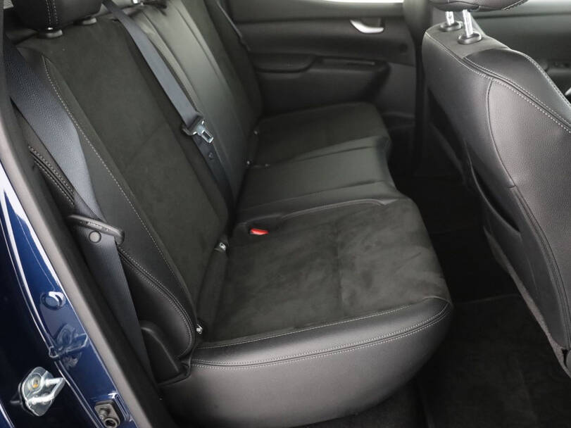Mercedes Benz X Class Interior 
