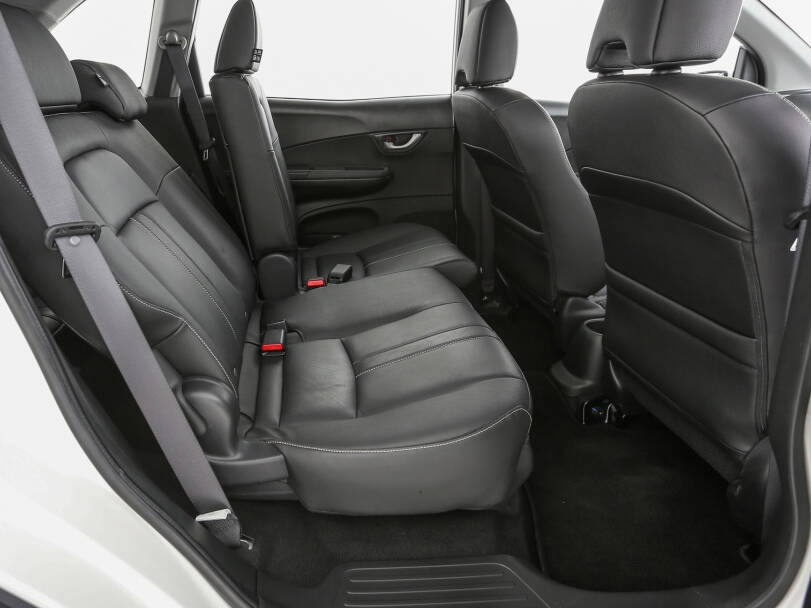 ہونڈا بی آر-وی Interior Rear Seats