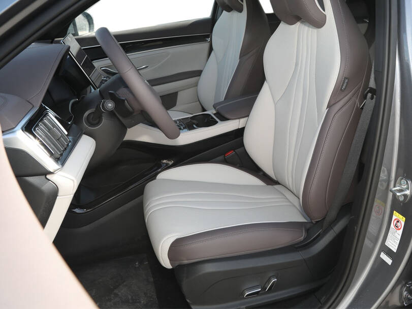 BYD Song Plus Exterior Front Seats