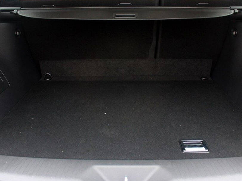 ہیول H8 Exterior Boot Space