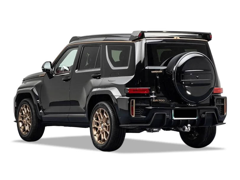 Tank 700 Exterior Rear Side View