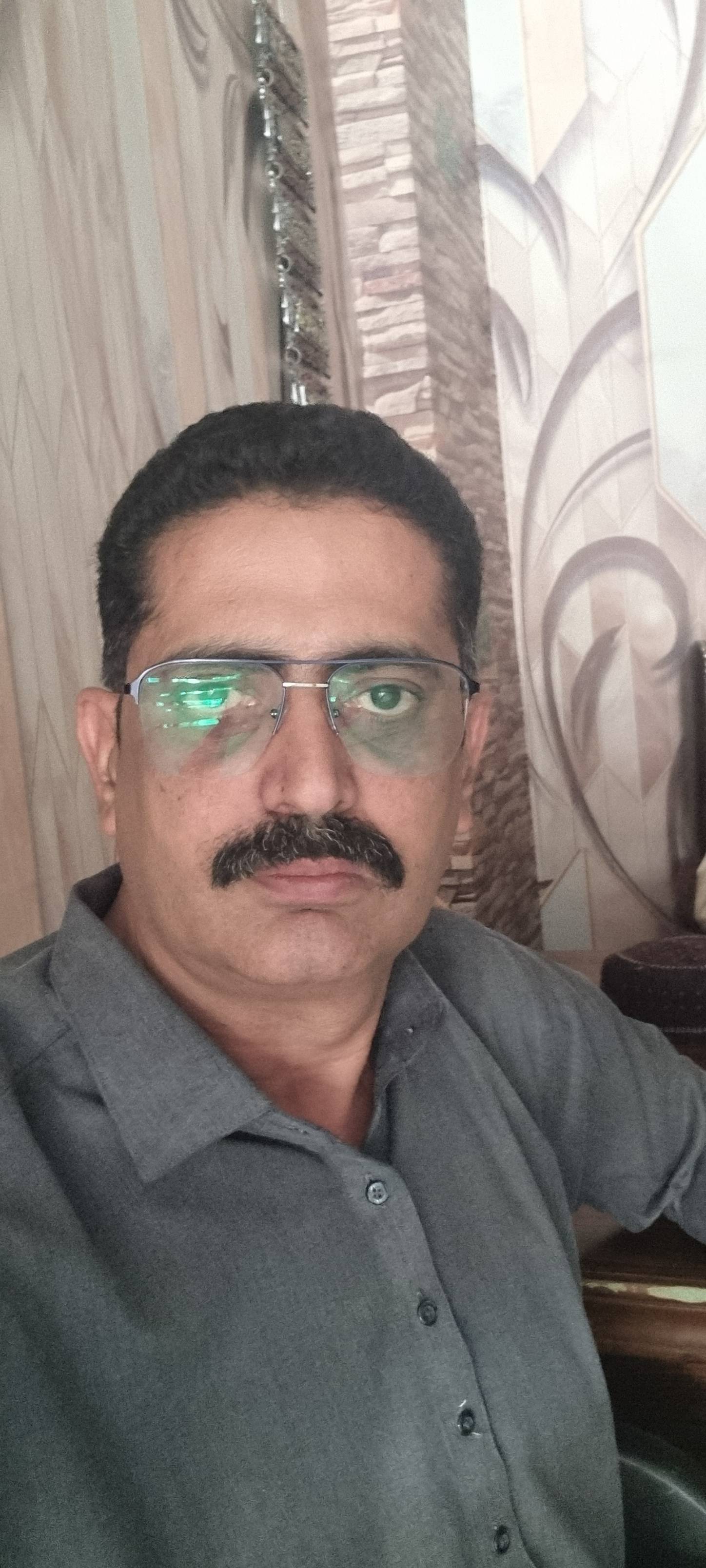 Uzair Motors